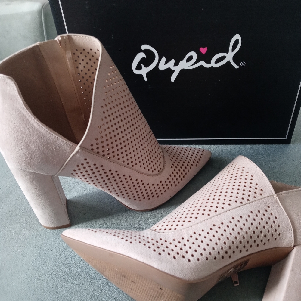 Qupid Block Heel Bootie